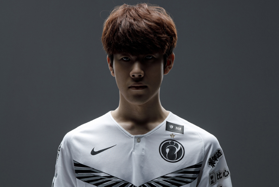 发发发！姿态永恩团战游龙 乘风儿四杀难胜 IAT1-0SHB